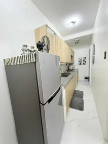 Le Salon Gris - Image 5