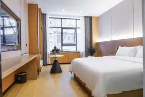 Lido Hotel - Image 3