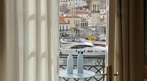 NESEA VIEW Boutique Apartments - Image 3