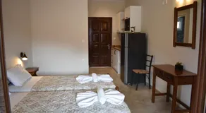 Patras Studio - Image 2