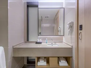 City Comfort Inn Wuzhou Xijiang Thrid Bridge - Image 5