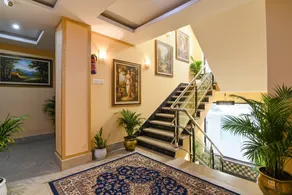 FabHotel Prime Familto - Nr Bisarjan Ghat - Image 3