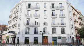 Valencia Apartamentos Goya - Image 5
