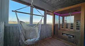 Stylish Forest View - Apartment - Image 4