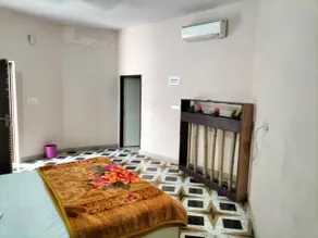 OYO 89571 Tushar Residency - Image 3