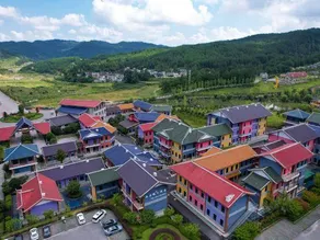 Nanzhuo Holiday Hotel - Image 4