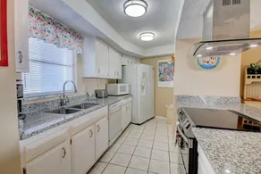 254 El Matador 1 Bedroom Condo - Image 5