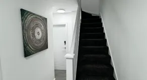CM - Studio Apartment, Parking, Seating Area, kitchenette, Contractors, relocators, Drs - Image 3