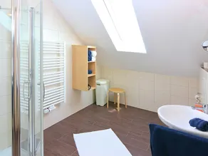 Modern Apartment in Eslarn with Lake Near - Image 2