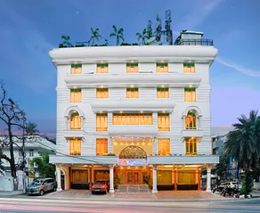 Raj palace - Image 2