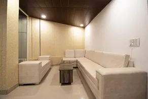 OYO Flagship 44094 Grand Inn Near Dashrath Puri Metro Station - Image 5