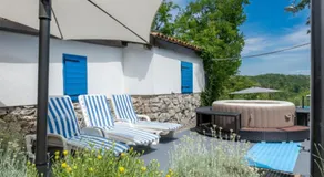Apartman Art by Villas Guide - Image 2