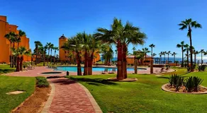 Ocean Front PRINCESA Resort D108-Sandy Beach-Ground Floor-HUGE - Image 4