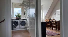 Spacious Family Home and Free Parking in Eindhoven - Image 3
