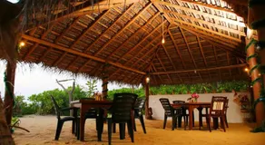 Rooms at Maduka Restaurant - Image 3