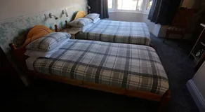 Annie's Bed & Breakfast - Image 2