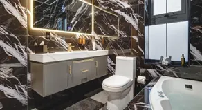 Luxury 2-Bed Apartment - Stylish Comfort and Design - Image 2
