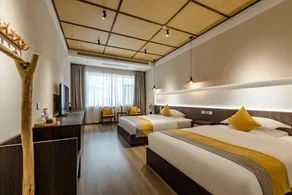 Huazhu Luxury Peach Blossom Ridge Homestay - Image 4