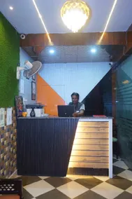 Hotel Konaaz Inn - Image 2