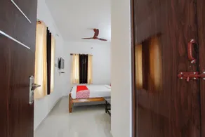 OYO 69141 White Palace Yelagiri - Image 3
