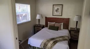 Yosemite Gatekeeper's Lodge - Image 3