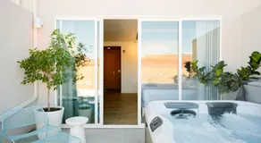 Skyview Hotel - Image 2
