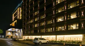 Marquis Hotel - Image 4
