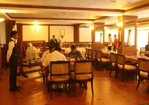 Paray Residency - Image 4