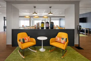 Spark by Hilton Decatur - Image 3