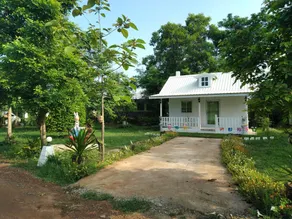 Benjamat Resort - Image 1