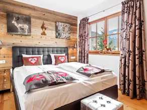 Unique and exclusively furnished chalet near the ski lift - Image 4