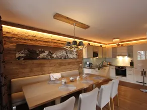 Unique and exclusively furnished chalet near the ski lift - Image 3