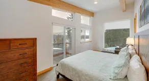 Hot Tub & Stunning Mtn Views! Lake Wenatchee Home - Image 2