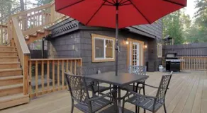 La Petite - Center of town - Beautiful Remodel - Image 5