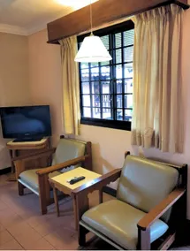 Rainforest Retreat in Beach Resort - Image 4