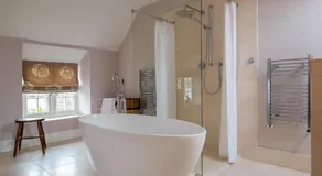 Stow House - Image 4