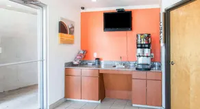 Motel 6-Hutchins, TX - Image 5