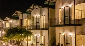 Aspen Riverside Resort - Image 3