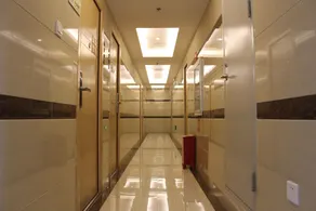 Hot Spring Valley Hotel - Image 5