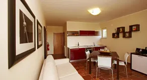 Guesthouse ''Barboska'' - big outdoor swimming pool & private tennis court - Image 5
