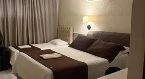 Hotel Estilo - Image 2