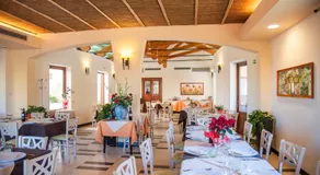 Alle Querce Hotel Ristorante - Image 2