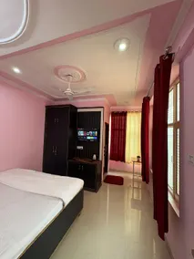Pine View Guest House - Image 4