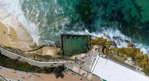 Bright Family Retreat Near Coogee Beach with Parking - Image 4
