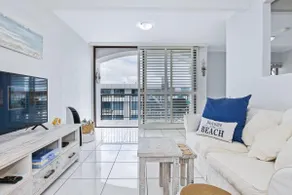 Coastal Chic Apartment - Mooloolaba and Alex - Image 5