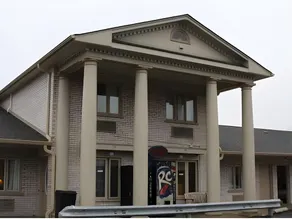 D-Lux Budget Inn Lemont - Image 3
