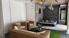 Maison de vacances avec piscine et spa privatif près de Montpellier - L'Instant Bien Etre - Image 2