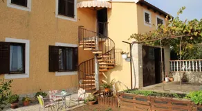 Lily's lovely apartments - Image 5