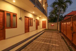 OYO 1200 Kencana Residence - Image 5