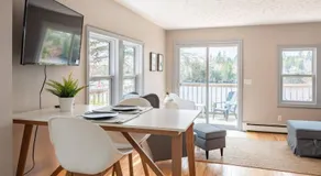 Private Lakefront Escape Swim Sip Wine Stargaze 25 Mins to Halifax - Image 3